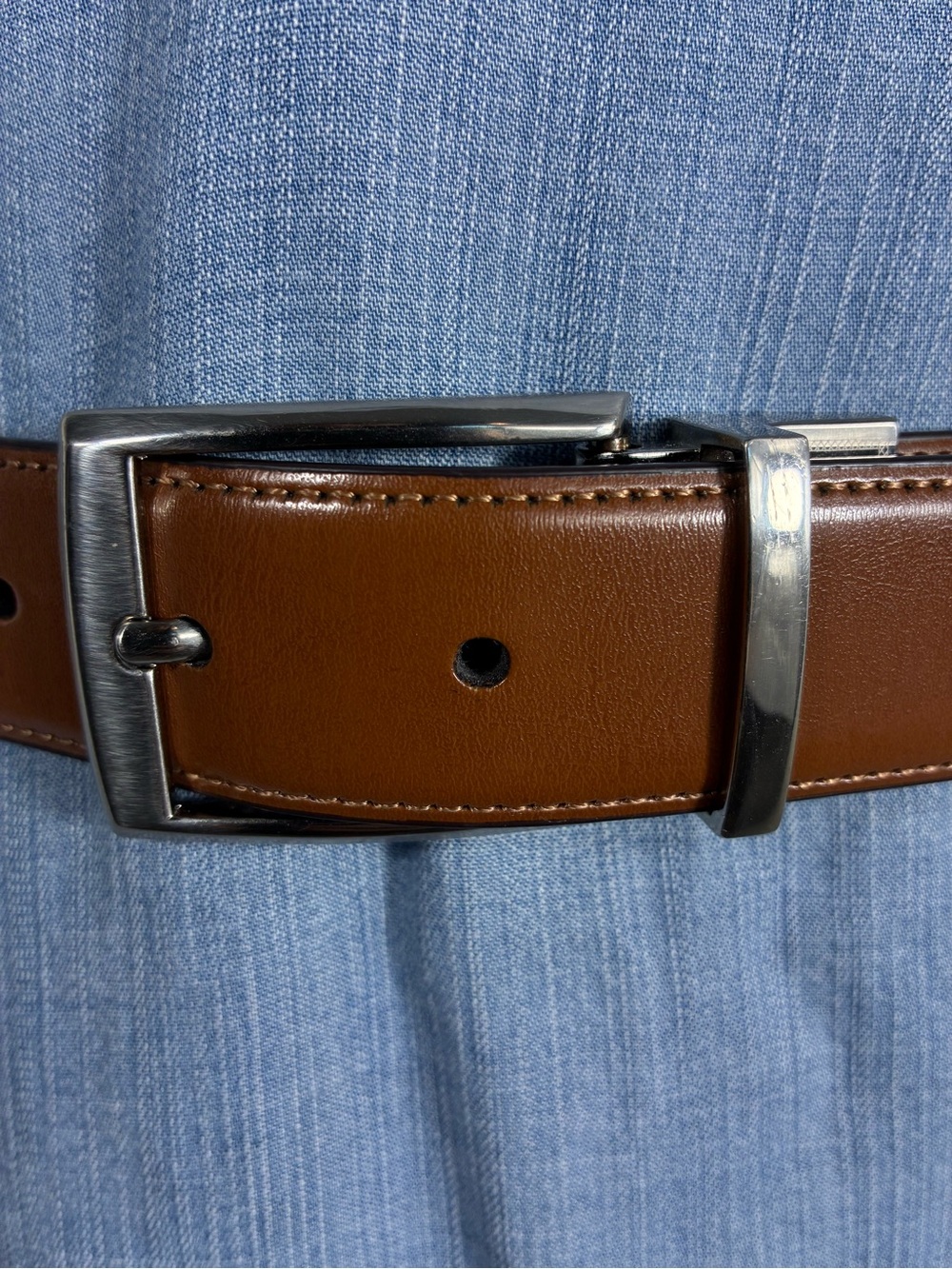 An original Penguin Reversible Mens belt Brown Bonded Leather Silver Buckle